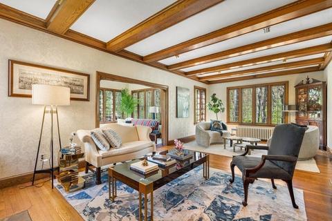 46 Windsor Rd, Wellesley, MA 02481 photo 9