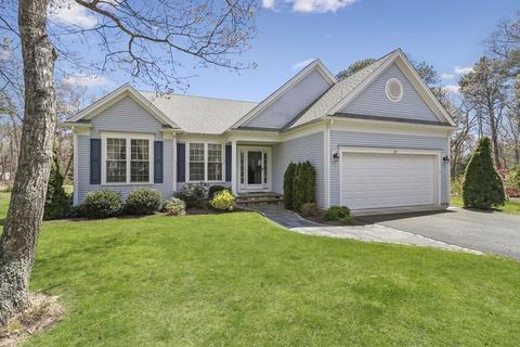 25 Dacey Dr, Barnstable, MA 02632 photo 1