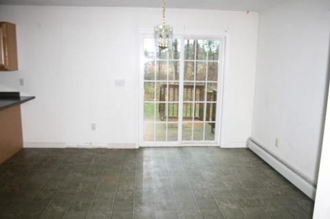 459 E River St, Orange, MA 01364 photo 4