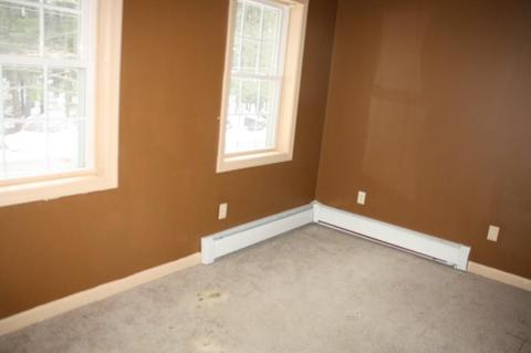 459 E River St, Orange, MA 01364 photo 11