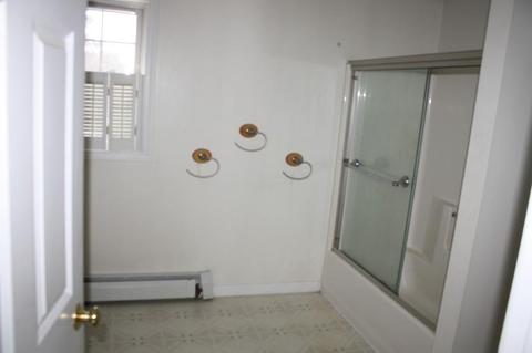 459 E River St, Orange, MA 01364 photo 10