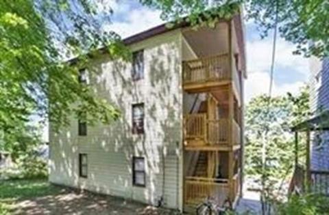 3 Blodgett Pl, Worcester, MA 01605 photo 1