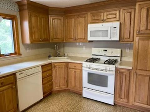 67 Pine Valley Dr, Dracut, MA 01826 photo 6