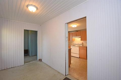 3 Curran Pl, Worcester, MA 01607 photo 3