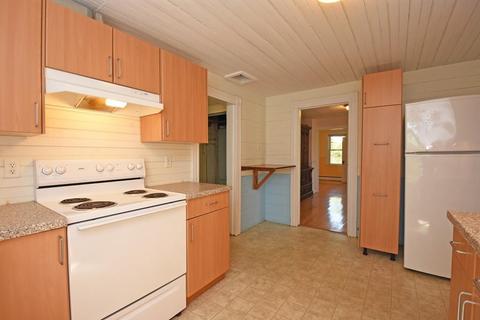 3 Curran Pl, Worcester, MA 01607 photo 6