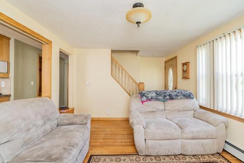 55 Harkness Ave, Springfield, MA 01118 photo 8