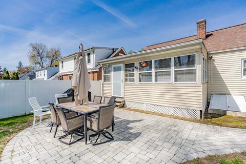 55 Harkness Ave, Springfield, MA 01118 photo 32