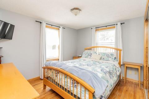 55 Harkness Ave, Springfield, MA 01118 photo 12