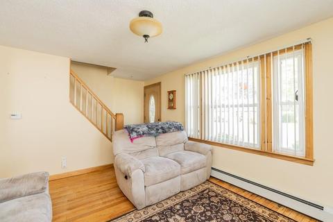 55 Harkness Ave, Springfield, MA 01118 photo 9