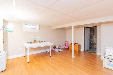 55 Harkness Ave, Springfield, MA 01118 photo 28