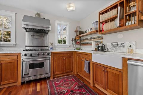 225 Summer St, Hingham, MA 02043 photo 6