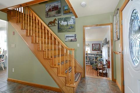 38 Keyes St, Warren, MA 01083 photo 6