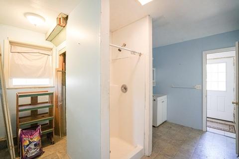 60 N Main St, Webster, MA 01570 photo 15