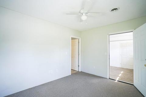 60 N Main St, Webster, MA 01570 photo 5