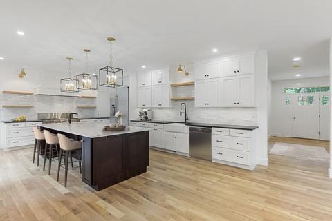 5 Bumble Bee Way, Acton, MA 01720 photo 2