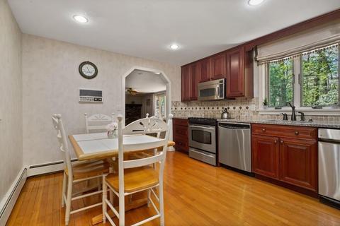 44 Pioneer Rd, Hingham, MA 02043 photo 10