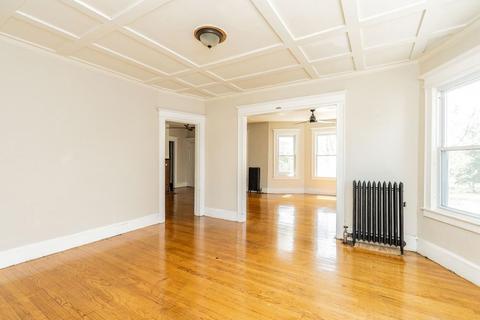 330 Sumner Ave, Springfield, MA 01108 photo 9