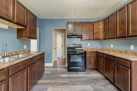 330 Sumner Ave, Springfield, MA 01108 photo 3