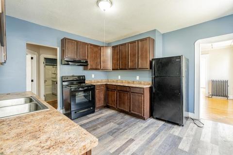 330 Sumner Ave, Springfield, MA 01108 photo 4