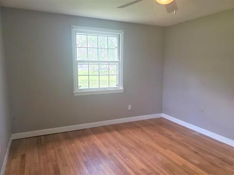 28 Main St, Williamsburg, MA 01096 photo 14