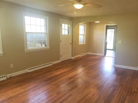28 Main St, Williamsburg, MA 01096 photo 7