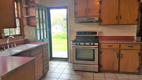 28 Main St, Williamsburg, MA 01096 photo 11