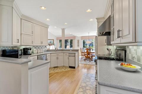 9 Eagle Ct, Ipswich, MA 01938 photo 8