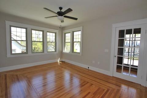 28 Forsberg St, Worcester, MA 01607 photo 2