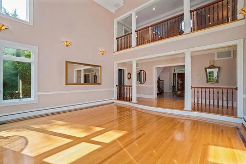 9 Kenmore Dr, Danvers, MA 01923 photo 12
