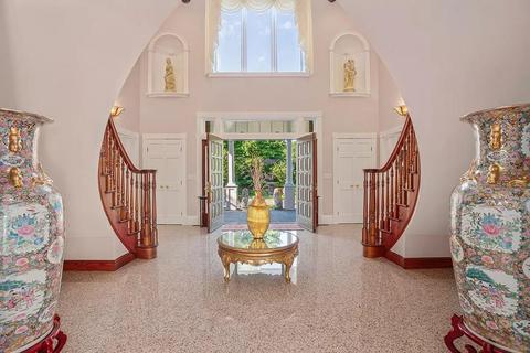 9 Kenmore Dr, Danvers, MA 01923 photo 5
