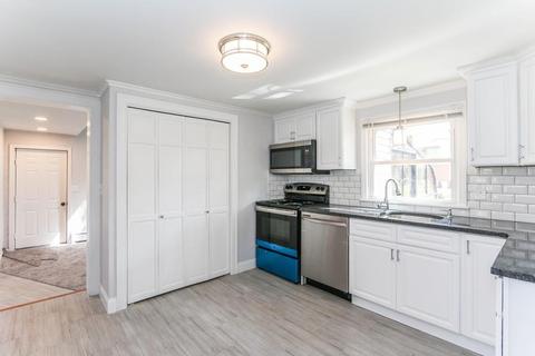 225 El Paso St, Springfield, MA 01104 photo 17