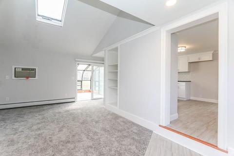225 El Paso St, Springfield, MA 01104 photo 7