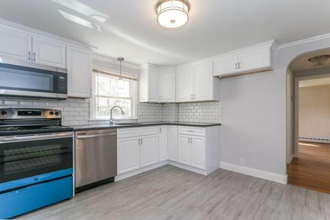 225 El Paso St, Springfield, MA 01104 photo 15