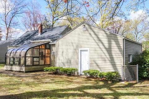 225 El Paso St, Springfield, MA 01104 photo 6