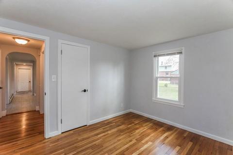 225 El Paso St, Springfield, MA 01104 photo 22