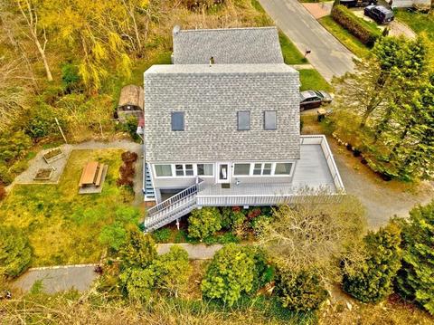 14 Hacker St, Fairhaven, MA 02719 photo 4