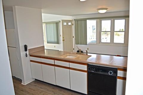 14 Hacker St, Fairhaven, MA 02719 photo 8
