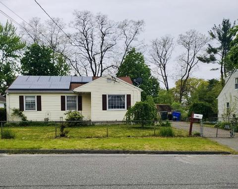 148 W Canton Cir, Springfield, MA 01104 photo 1