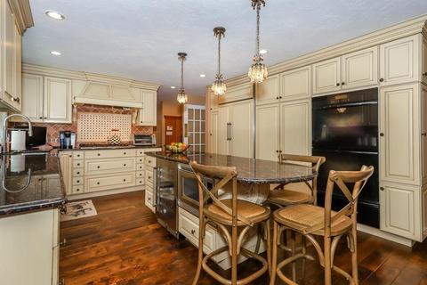 5 Hearthridge Dr, Canton, MA 02021 photo 8
