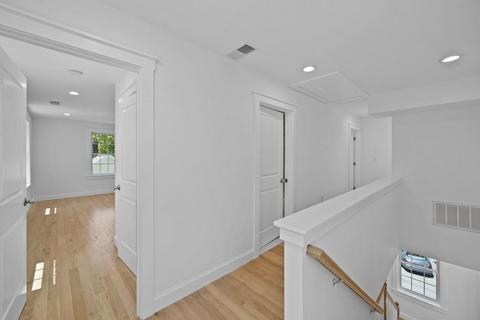 14 Glancy Ln, Dedham, MA 02026 photo 6