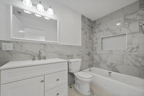 14 Glancy Ln, Dedham, MA 02026 photo 4