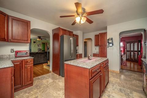433 Prospect St, Chicopee, MA 01020 photo 6