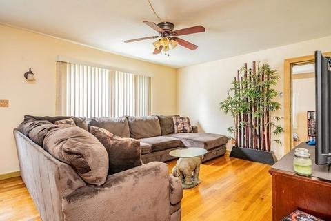433 Prospect St, Chicopee, MA 01020 photo 17