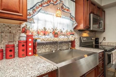 433 Prospect St, Chicopee, MA 01020 photo 7