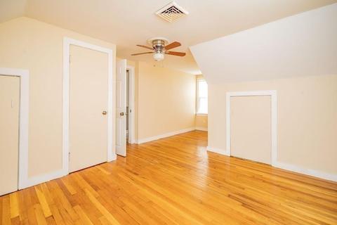 433 Prospect St, Chicopee, MA 01020 photo 23