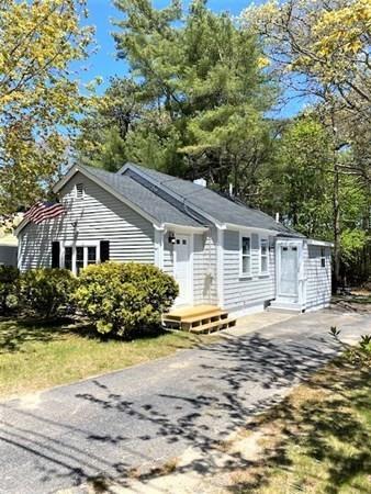 41 Gitche Gumee Rd, Wareham, MA 02532 photo 3