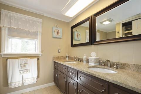 358 Common St, Walpole, MA 02081 photo 24
