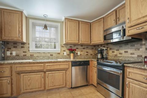 358 Common St, Walpole, MA 02081 photo 5