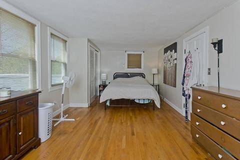 38 Pine Acre Rd, Springfield, MA 01129 photo 5