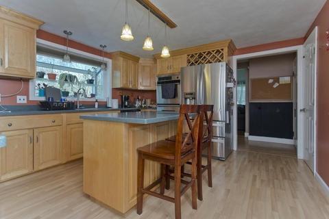 38 Pine Acre Rd, Springfield, MA 01129 photo 10